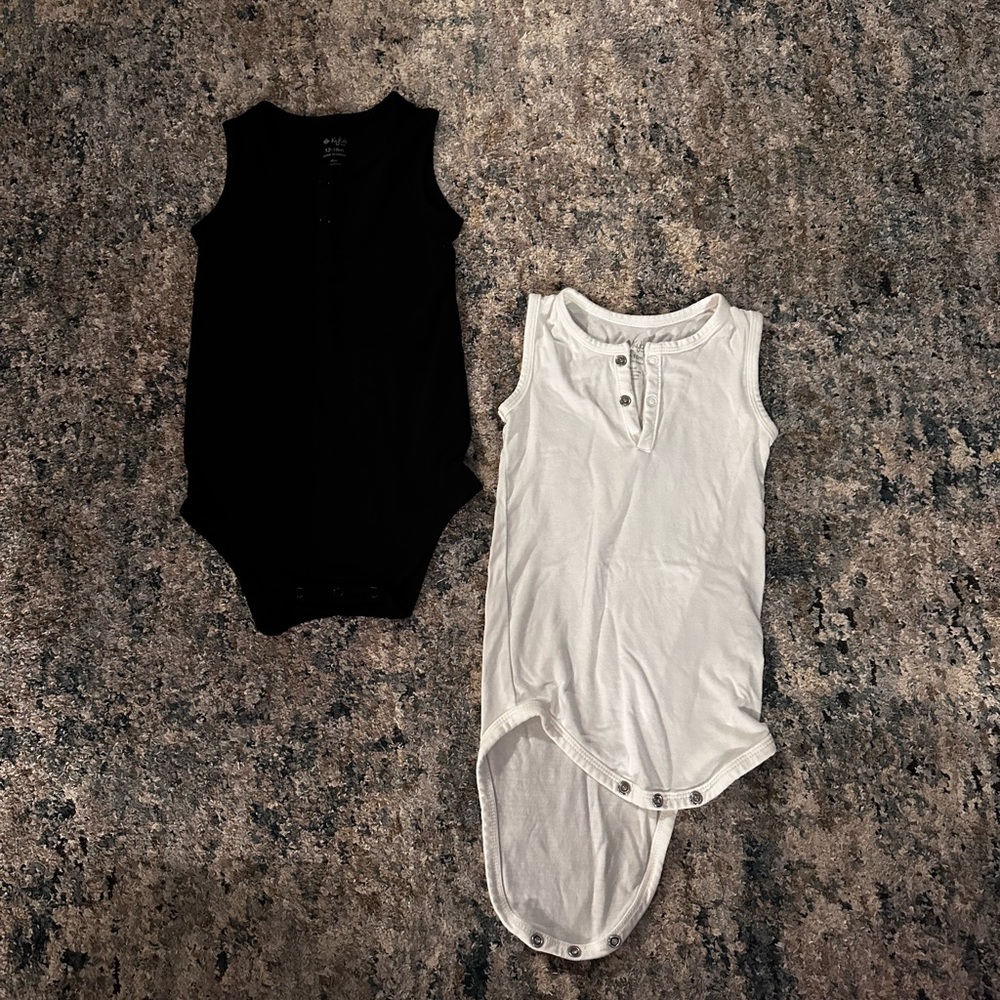 🚫🚫SOLD🚫🚫KyteBaby Onesies